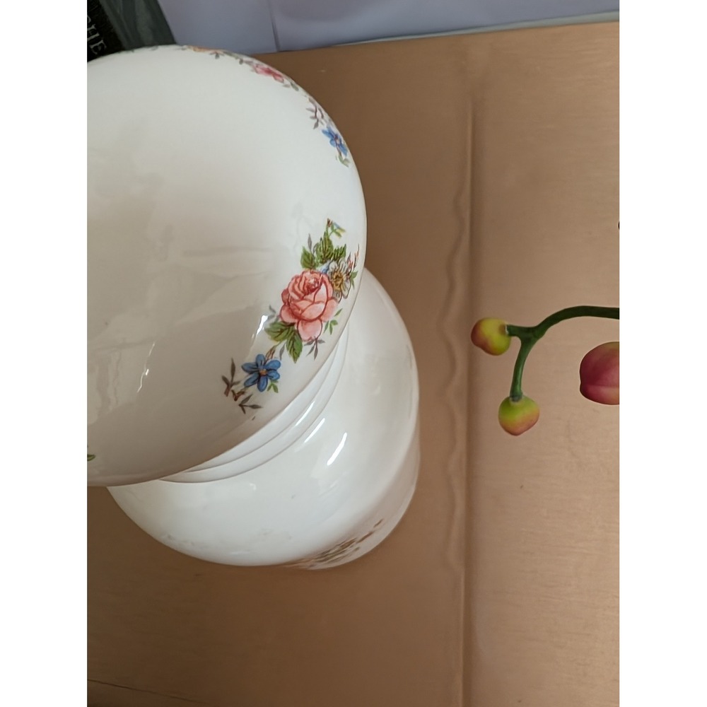 Vintage Handmade Ceramic Apothecary Jar Floral Accents‎ White Decor Signed - Picture 3 of 10